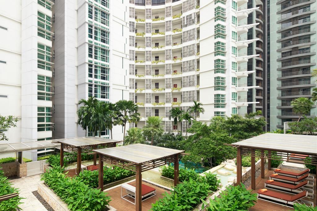 Dusit Suites Hotel Ratchadamri, Bangkok Dış mekan fotoğraf The Park
